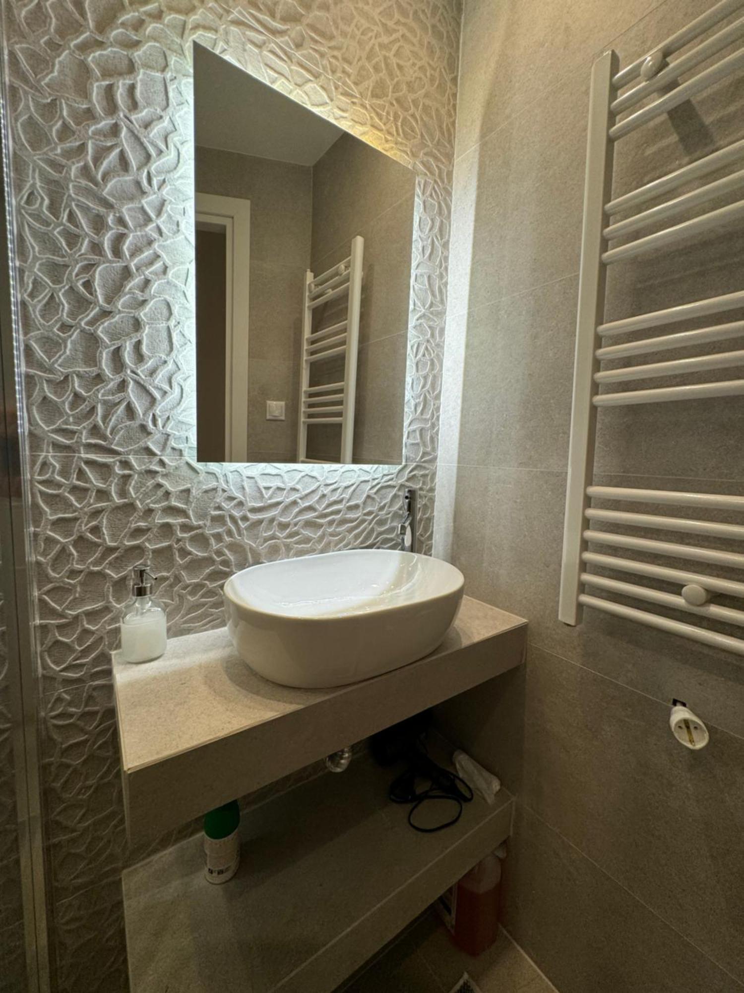 Dekolomvou Apartamento Tessalónica Exterior foto