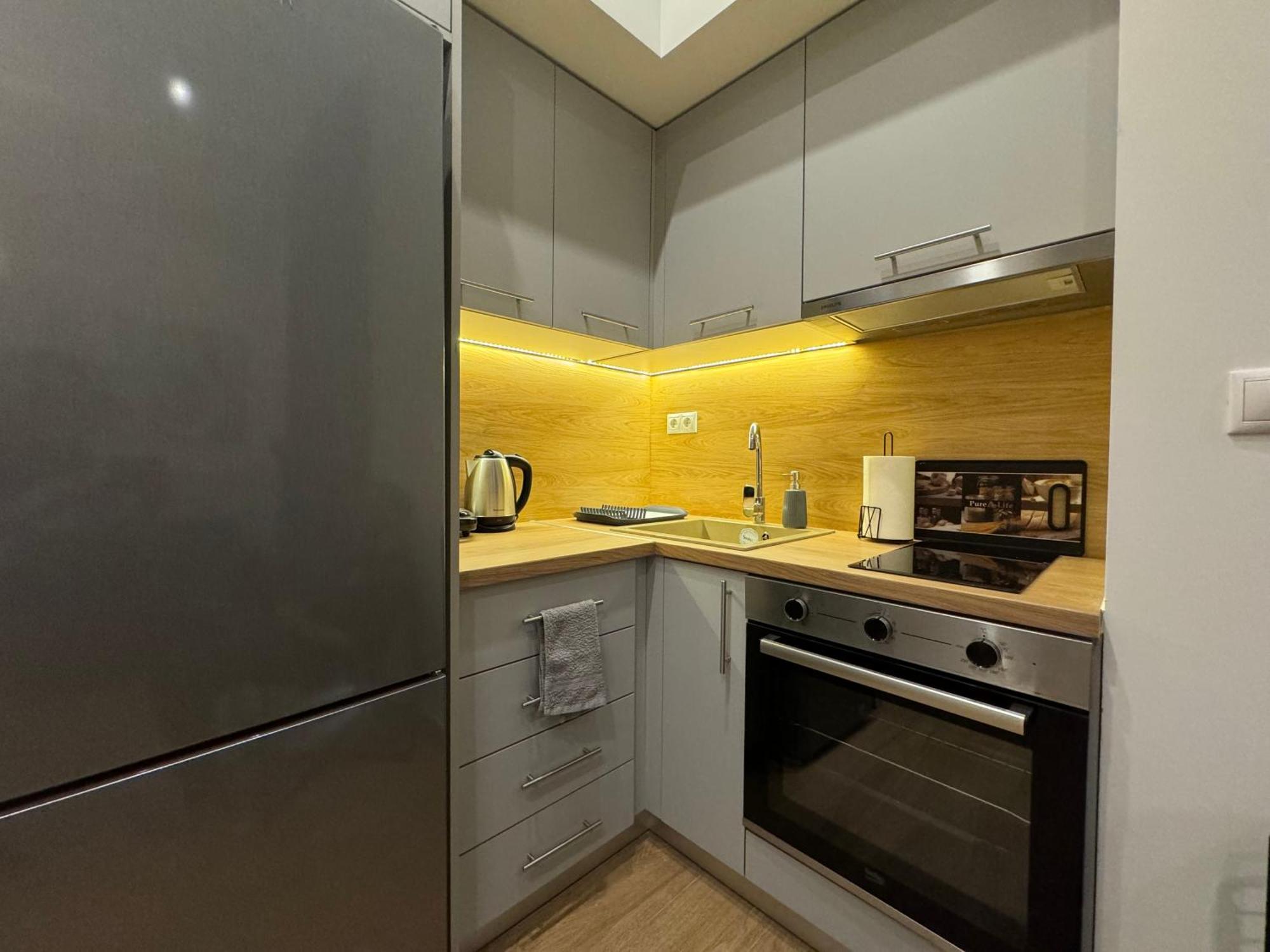 Dekolomvou Apartamento Tessalónica Exterior foto