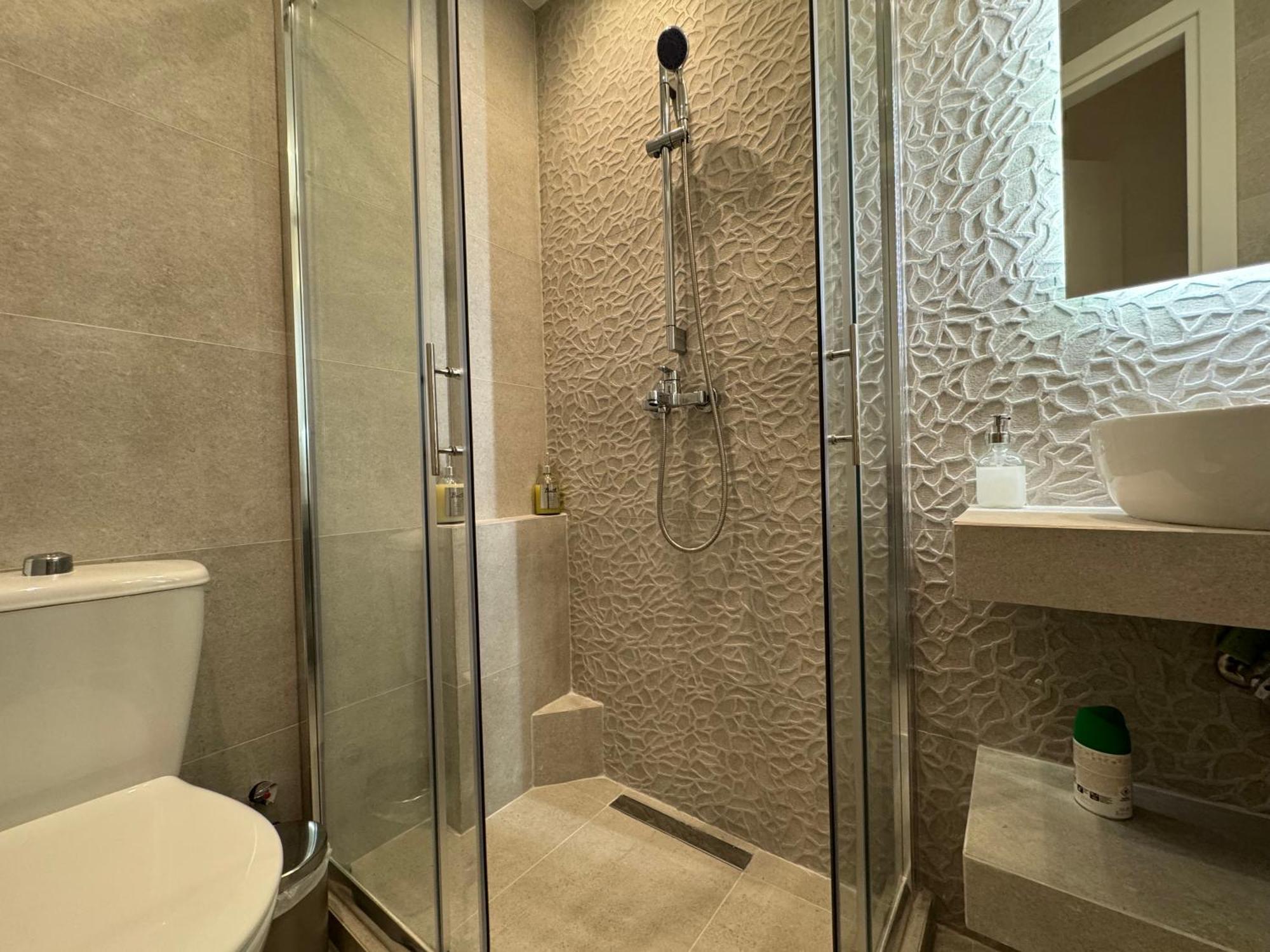 Dekolomvou Apartamento Tessalónica Exterior foto